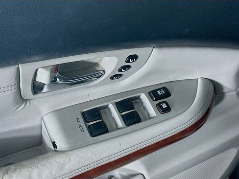 Used 2005 Lexus RX 330 image 22