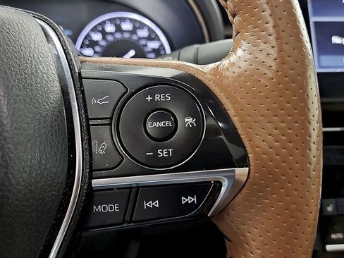 Used 2019 Toyota Avalon Limited w/ Advanced Safety Package FWD image 23