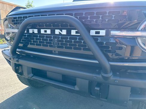 Used 2021 Ford Bronco Wildtrak AWD/4WD image 4