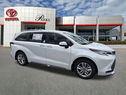 New 2026 Toyota Sienna Limited