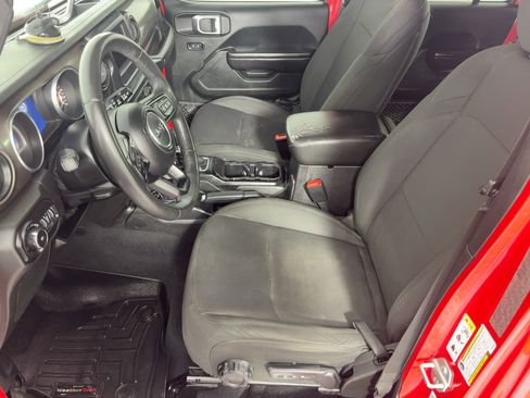 Used 2018 Jeep Wrangler Unlimited Sport S image 5