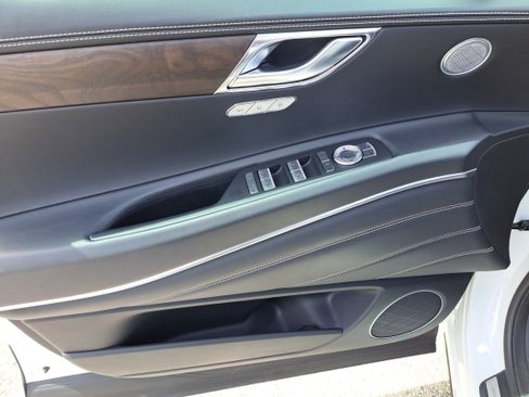 Used 2024 Genesis GV80 2.5T image 12