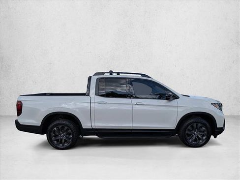 Used 2023 Honda Ridgeline Sport image 4
