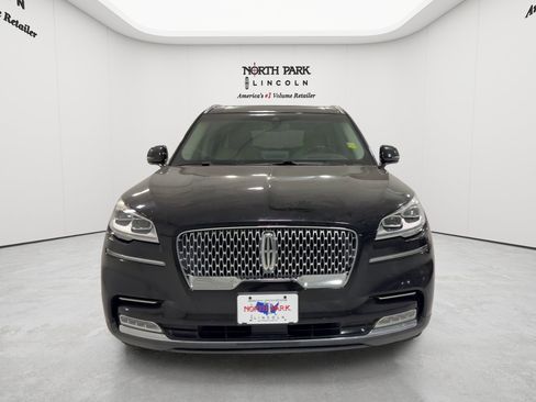 Used 2020 Lincoln Aviator Reserve w/ Equipment Group 202A AWD/4WD image 8