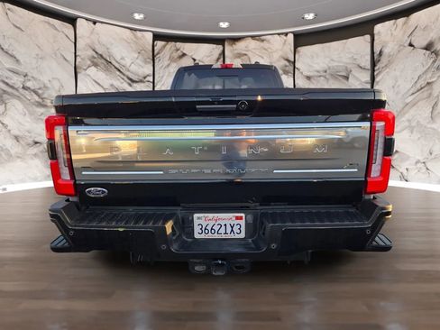 Used 2023 Ford F250 Platinum image 7