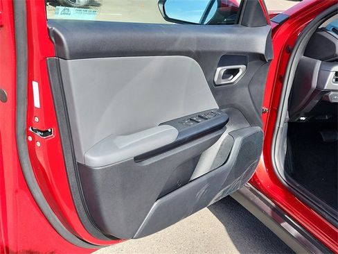 New 2025 Kia K4 LXS image 9