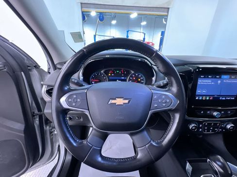 Used 2021 Chevrolet Traverse LT AWD/4WD image 15
