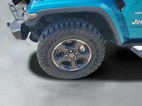 Used 2019 Jeep Wrangler Unlimited Sahara AWD/4WD image 26
