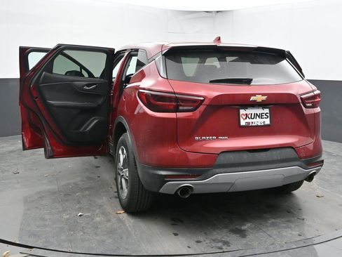 Used 2025 Chevrolet Blazer LT image 57