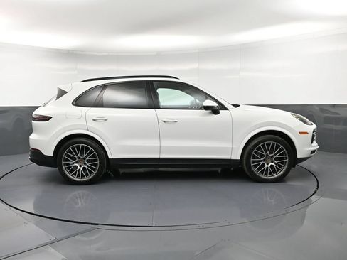 Certified 2022 Porsche Cayenne Platinum Edition AWD/4WD image 9