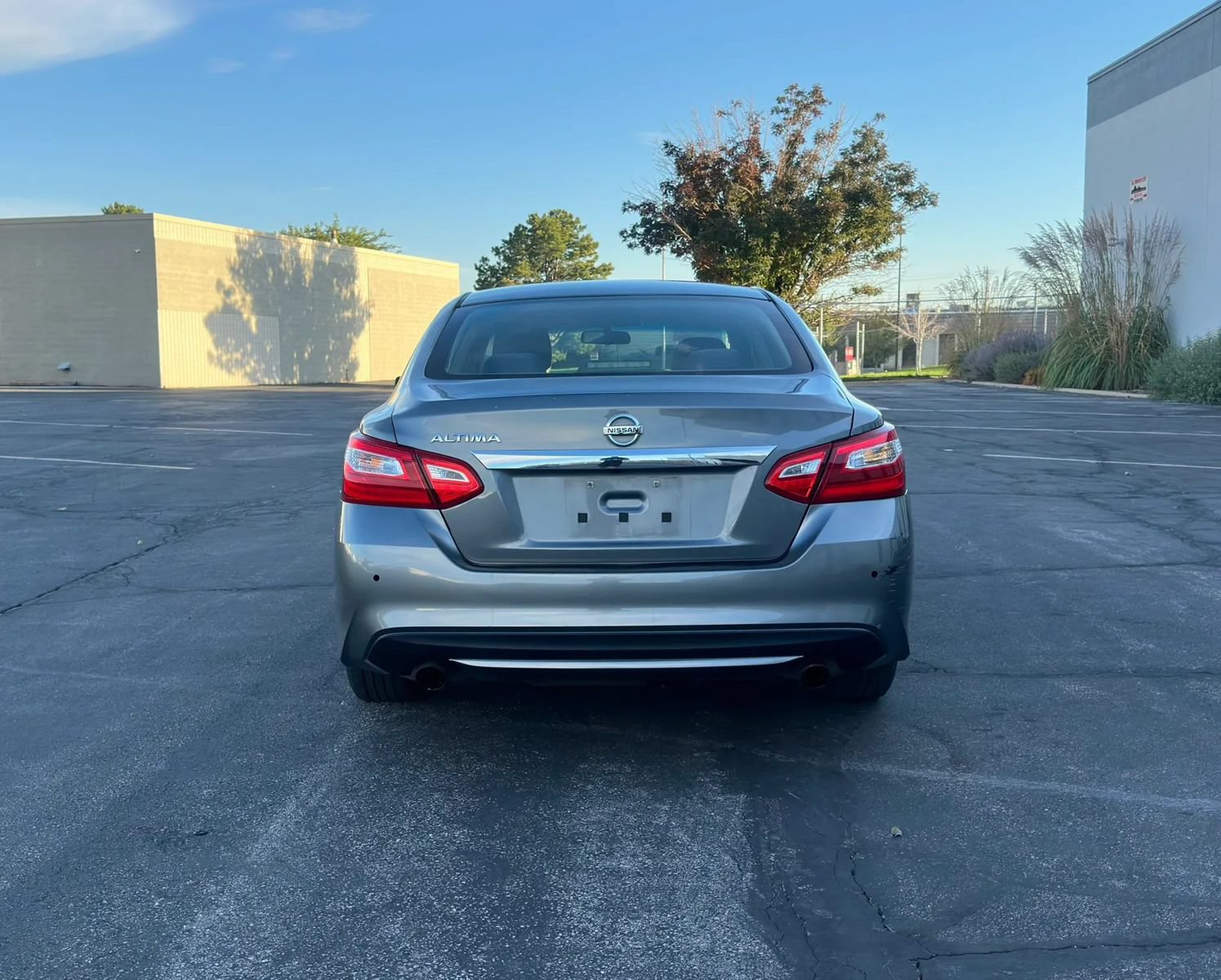 Used 2016 Nissan Altima 2.5 S w/ Power Driver Seat Package FWD image 4