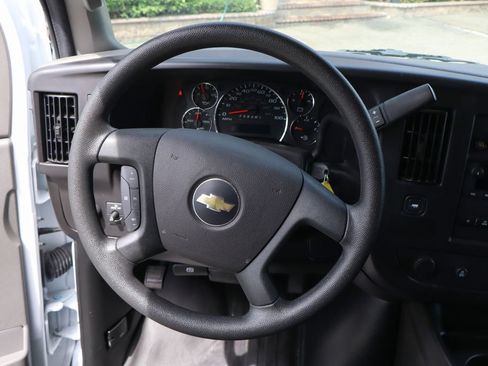 Used 2025 Chevrolet Express 2500 w/ Driver Convenience Package RWD image 26