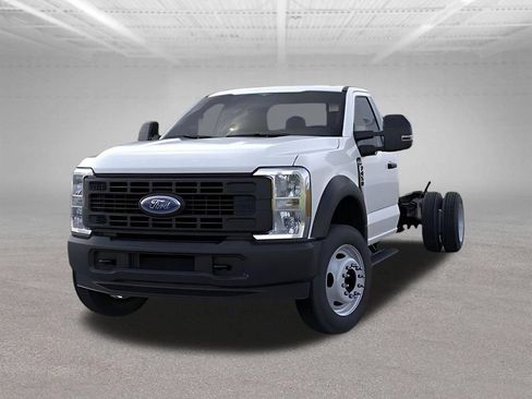 New 2026 Ford F450 XL RWD image 3