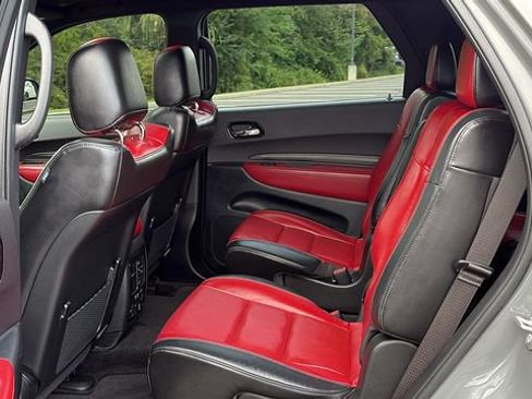 Used 2022 Dodge Durango R/T w/ Blacktop Package AWD/4WD image 24