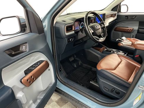 Used 2022 Ford Maverick Lariat w/ Lariat Luxury Package FWD image 11