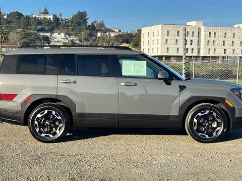 Certified 2026 Hyundai Santa Fe SEL image 3