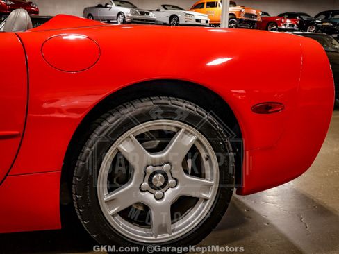 Used 1999 Chevrolet Corvette Convertible w/ Memory Pkg RWD image 45