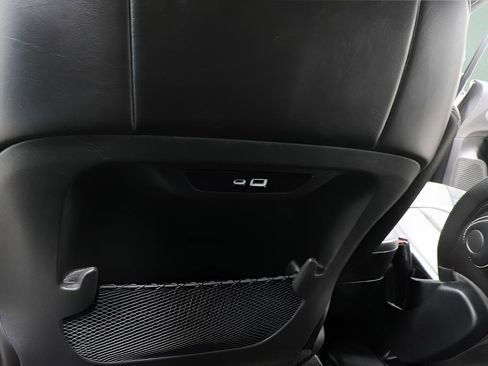 Used 2025 Chrysler Pacifica Select image 27