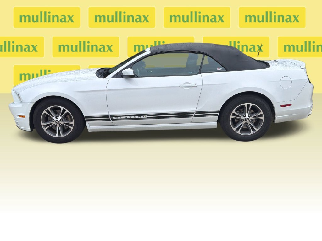 Used 2014 Ford Mustang Premium w/ Comfort Package RWD image 10