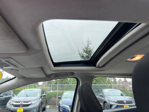 Used 2020 Honda Fit EX image 29