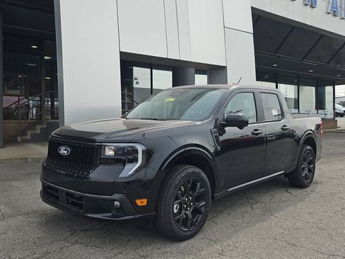 New 2026 Ford Maverick Lobo AWD/4WD image 2