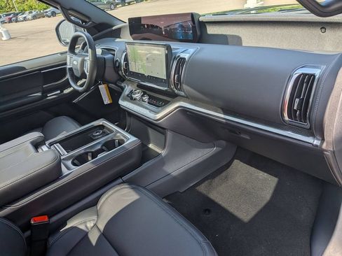 New 2026 Ford Expedition Max Platinum AWD/4WD image 25