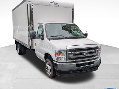 New 2026 Ford E-450 and Econoline 450 Super Duty w/ Interior Upgrade Package