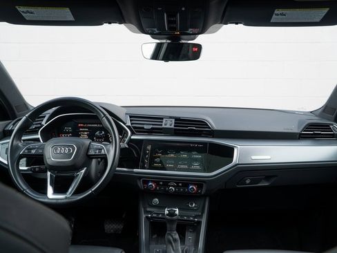 Used 2020 Audi Q3 2.0T Prestige w/ Prestige Package image 21