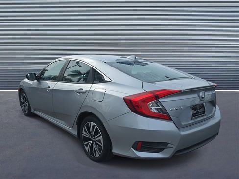 Used 2016 Honda Civic EX-T image 4