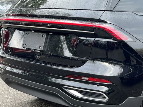 Used 2025 Lincoln Nautilus Premier w/ Equipment Group 102A image 11