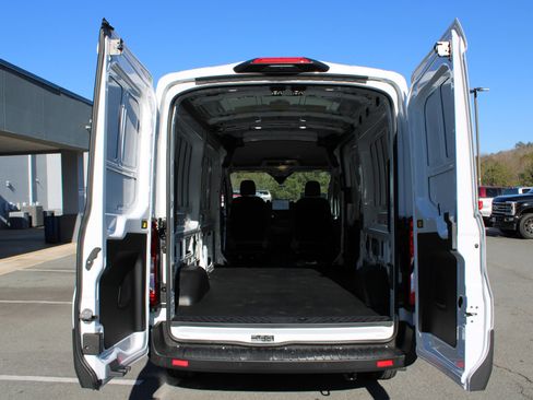 New 2026 Ford Transit 250 148 Medium Roof image 15