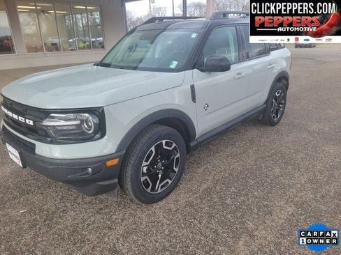 Used 2023 Ford Bronco Sport Outer Banks w/ Tech Package image 2