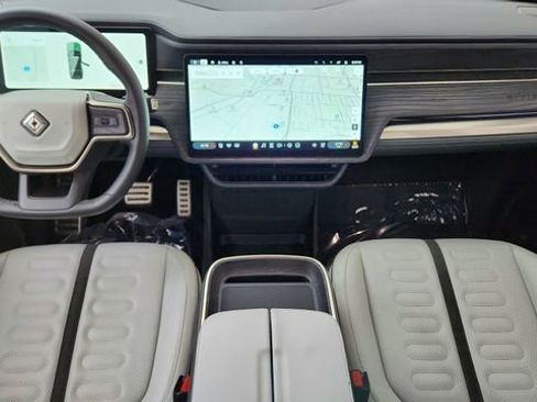 Used 2024 Rivian R1S Adventure image 89