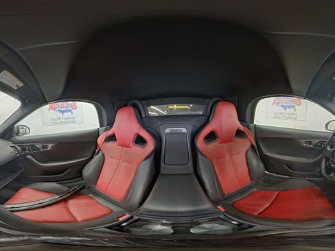 Used 2016 Jaguar F-TYPE R image 8