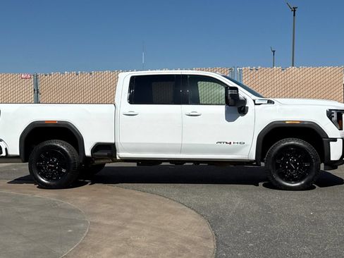 Certified 2026 GMC Sierra 2500 AT4 AWD/4WD image 3