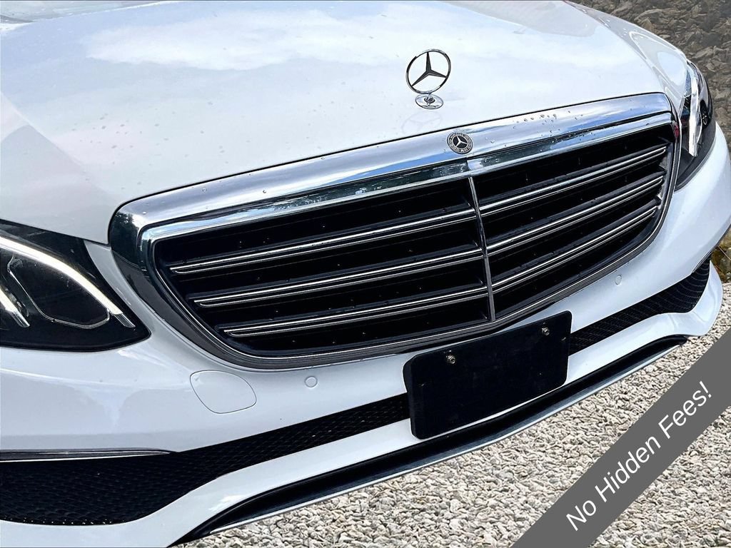 Used 2018 Mercedes-Benz E 400 4MATIC Sedan w/ Premium 1 Package image 22