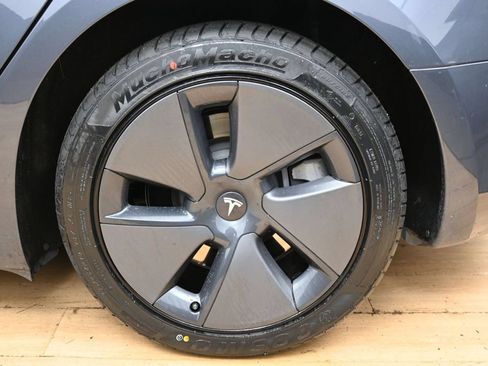 Used 2023 Tesla Model 3 Standard Range RWD image 11