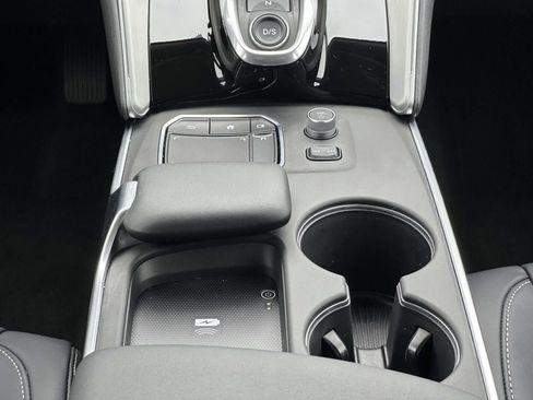 Certified 2025 Acura TLX w/ Technology Package image 20