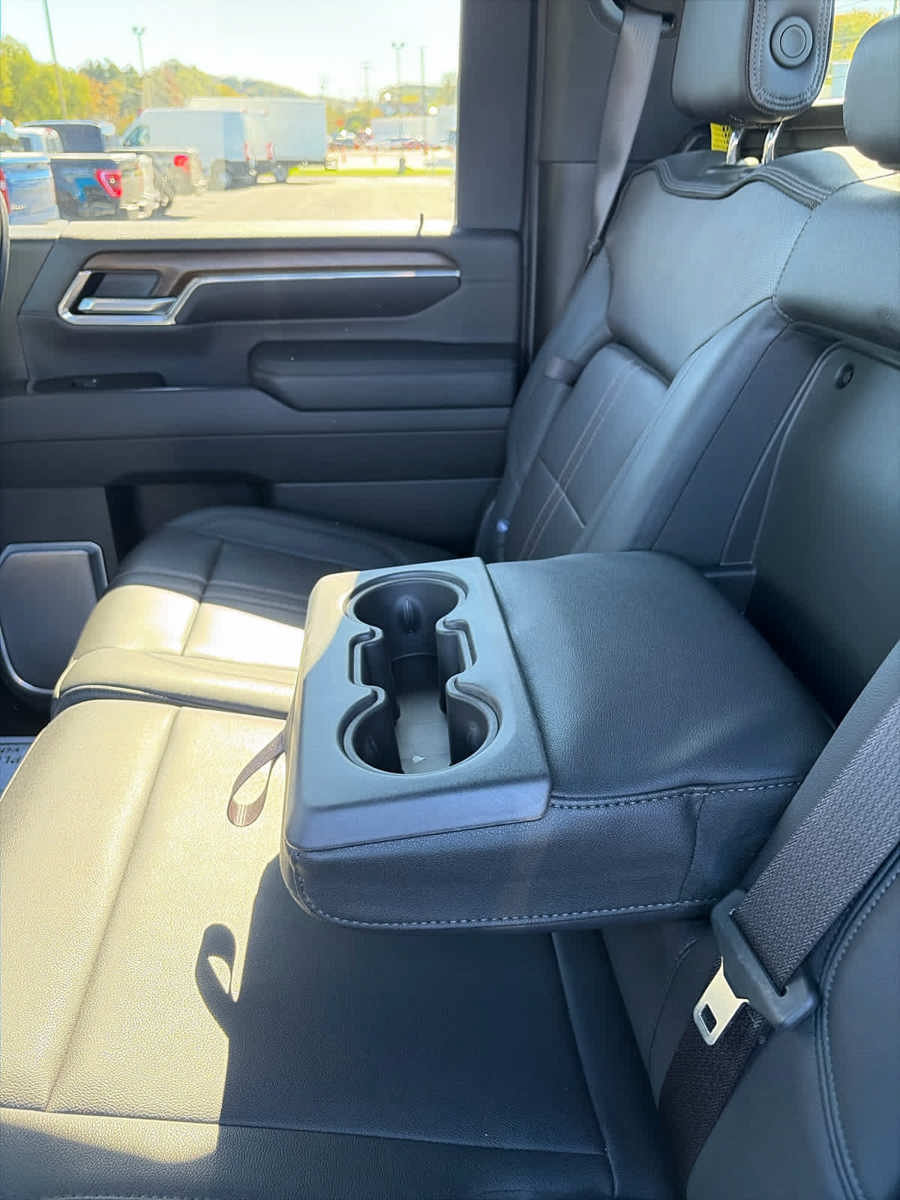 Used 2024 Chevrolet Silverado 2500 High Country w/ Midnight Edition AWD/4WD image 37