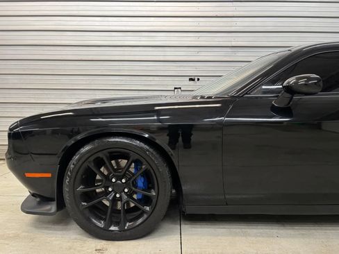 Used 2022 Dodge Challenger R/T Scat Pack RWD image 4