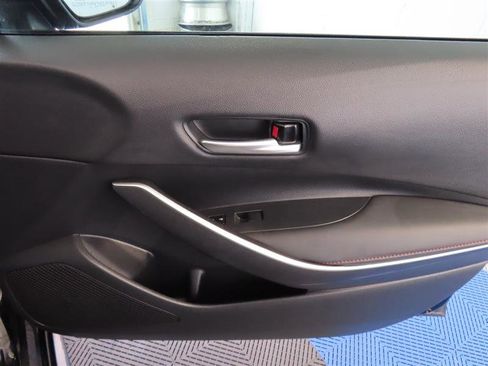 Used 2023 Toyota Corolla SE FWD image 29
