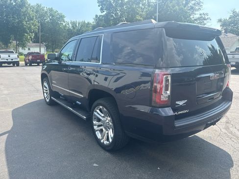 Used 2017 GMC Yukon SLT w/ Premium Edition AWD/4WD image 5