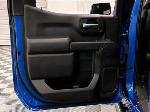 Used 2022 Chevrolet Silverado 1500 Custom Trail Boss image 22