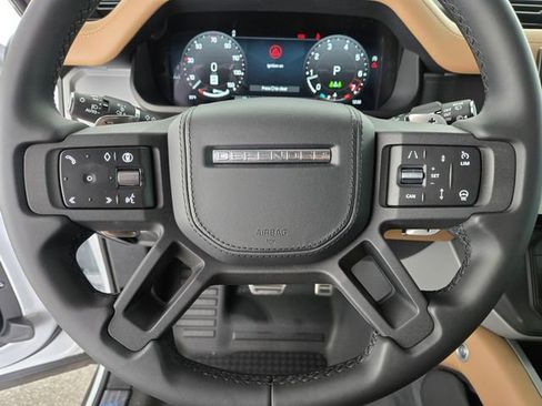 New 2026 Land Rover Defender 110 V8 AWD/4WD image 21