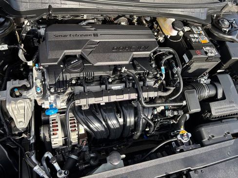 Used 2025 Kia K4 LXS image 14