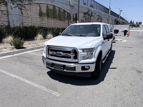 Used 2017 Ford F150 XLT AWD/4WD image 4
