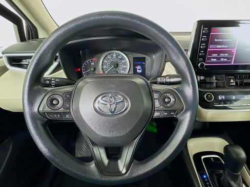 Used 2021 Toyota Corolla LE w/ Carpet Mat Package (TMS) image 11