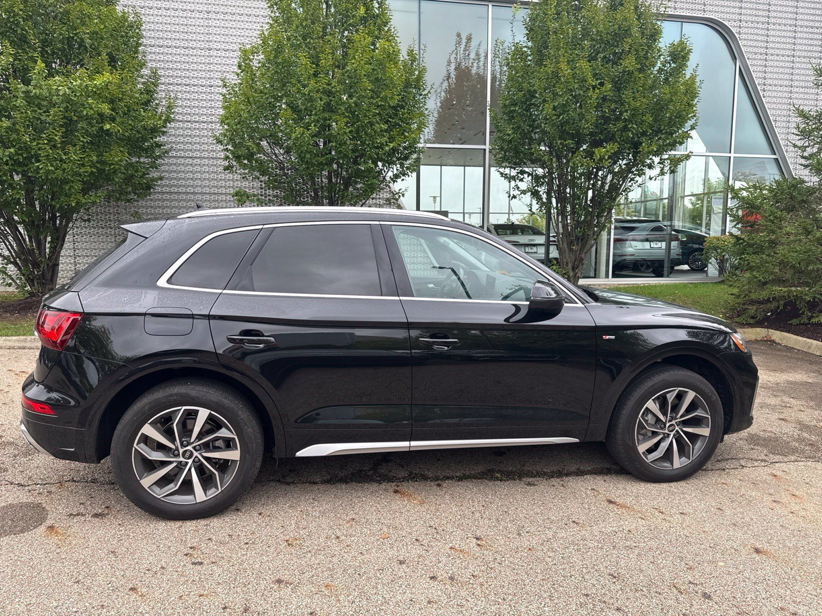 Used 2023 Audi Q5 2.0T Premium Plus AWD/4WD image 6