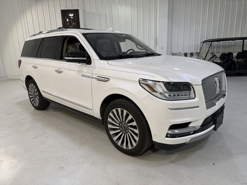 Used 2019 Lincoln Navigator Reserve w/ Cargo Package image 7