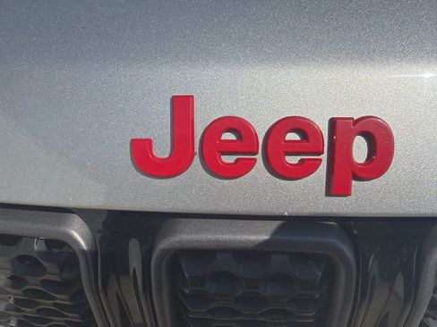 Used 2023 Jeep Compass Limited w/ Elite Group for (Red) Edition AWD/4WD image 9